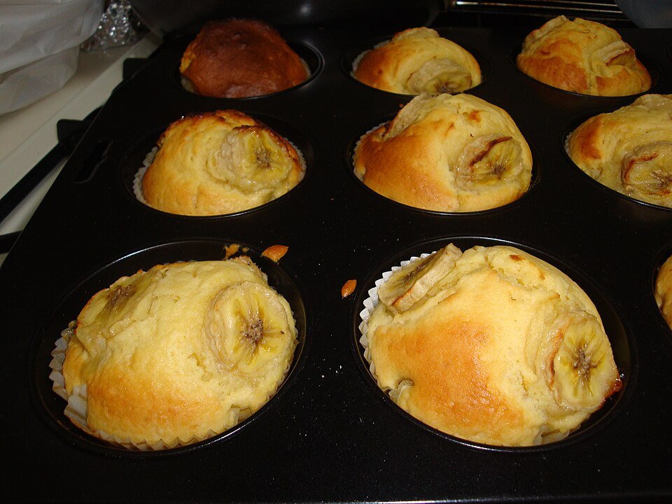 Banana muffins — illustrative reference photograph